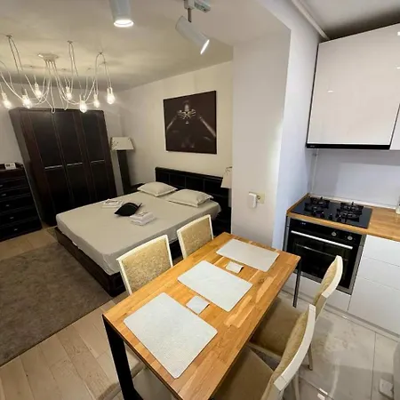 Cozy Modern Downtown By Managr Апартаменти *